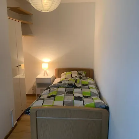 Naehe Universitaet Und Klinikum Krankenhaus *